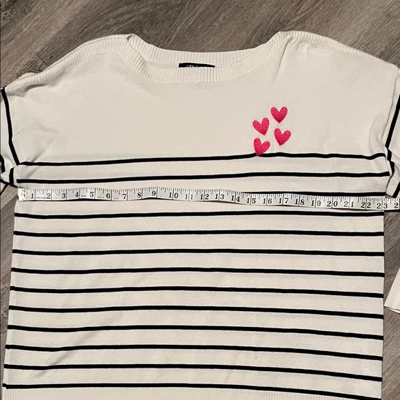 Cable & Gauge White and Black Striped Sweater with Pink Heart Details - Picture 5 of 7